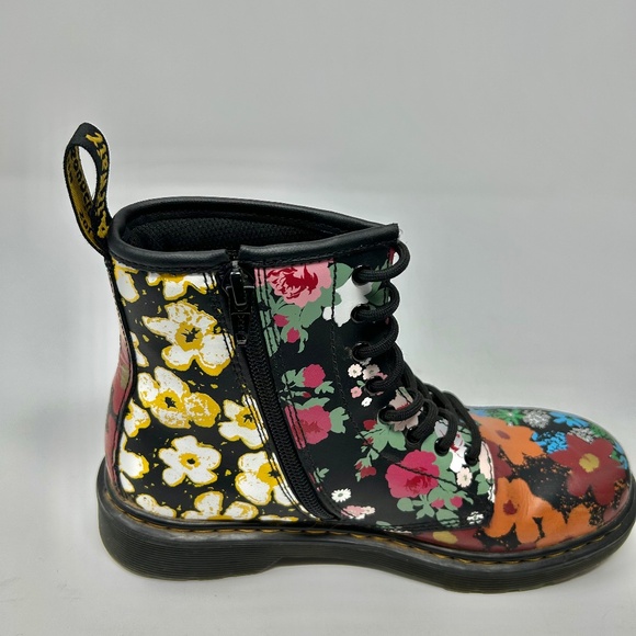 Dr. Martens AirWair Black Floral Boots Women Size 5 Festival Boho Iconic - Picture 5 of 7